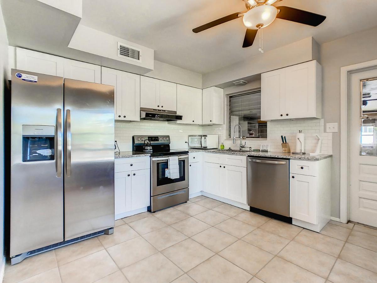 5Min From The Beach 8 Min From Siesta Key ซาราโซตา ภายนอก รูปภาพ